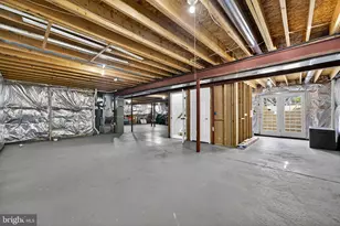 6913 Bitterroot Ct, Gainesville, VA 20155 - Photo 44