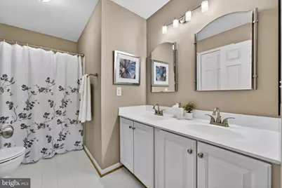 6913 Bitterroot Court, Gainesville, VA 20155 - Photo 40