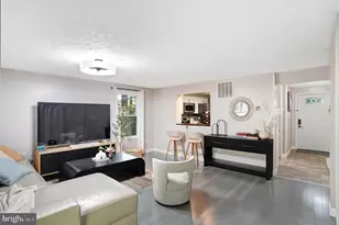 4888 Sugar Maple Ln, Dumfries, VA 22025 - Photo 8