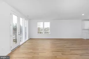 2550 Neabsco Common Pl, Woodbridge, VA 22191 - Photo 8