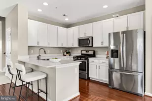 16856 Porters Inn Dr, Dumfries, VA 22026 - Photo 14