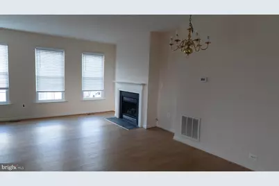 14271 Legend Glen Court, Gainesville, VA 20155 - Photo 4