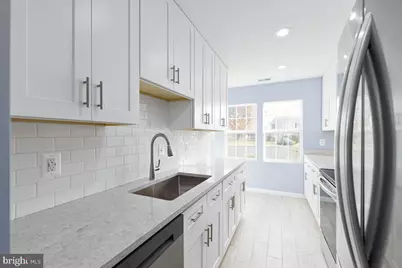 12304 Woodlawn Court, Woodbridge, VA 22192 - Photo 4