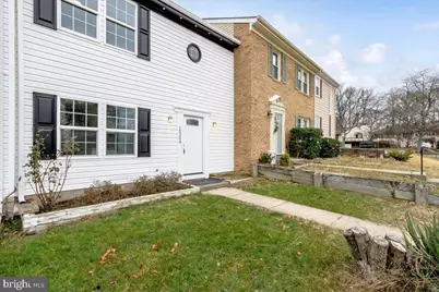 12304 Woodlawn Court, Woodbridge, VA 22192 - Photo 2