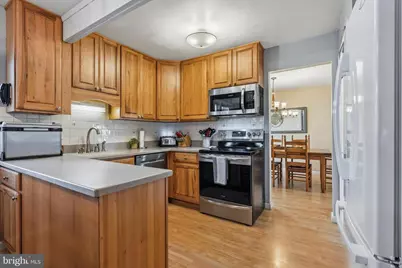 2617 Woodfern Court, Woodbridge, VA 22192 - Photo 18