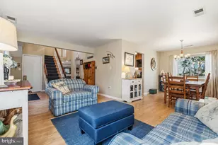 2617 Woodfern Ct, Woodbridge, VA 22192 - Photo 10