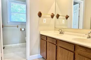 15407 Skyline Dr, Dumfries, VA 22025 - Photo 20