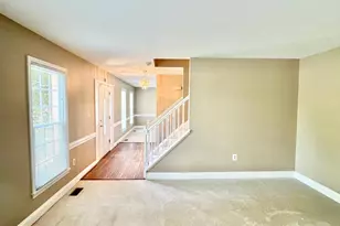 15407 Skyline Dr, Dumfries, VA 22025 - Photo 16