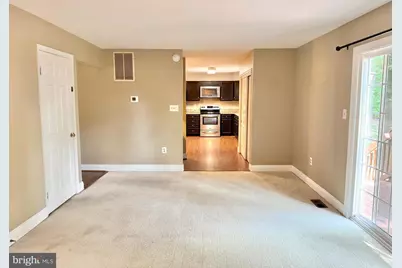 15407 Skyline Drive, Dumfries, VA 22025 - Photo 8