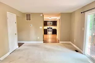 15407 Skyline Dr, Dumfries, VA 22025 - Photo 8