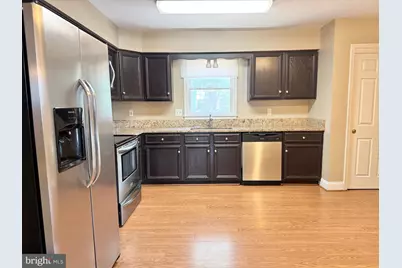 15407 Skyline Drive, Dumfries, VA 22025 - Photo 4