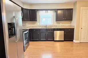 15407 Skyline Dr, Dumfries, VA 22025 - Photo 4