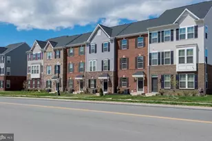 11416 Willow Green Cir, Manassas, VA 20109 - Photo 2