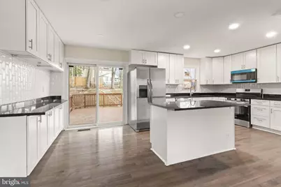 13208 Nickleson Drive, Woodbridge, VA 22193 - Photo 6