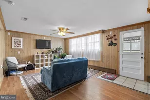 1713 Rosa Dr, Woodbridge, VA 22191 - Photo 20