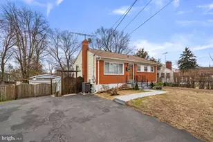 1713 Rosa Dr, Woodbridge, VA 22191 - Photo 2