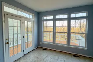 15044 Danehurst Cir, Gainesville, VA 20155 - Photo 8