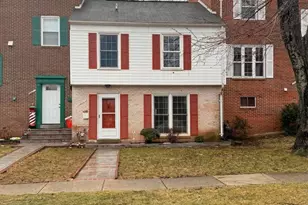 10107 Henry Ct, Manassas, VA 20109 - Photo 1