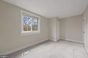 1656 Thenia Pl, Woodbridge, VA 22192 - Photo 16