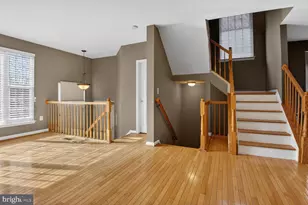 9820 Cheshire Ridge Cir, Manassas, VA 20110 - Photo 4