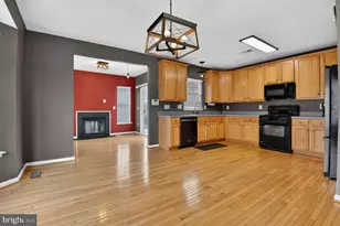 9820 Cheshire Ridge Cir, Manassas, VA 20110 - Photo 10