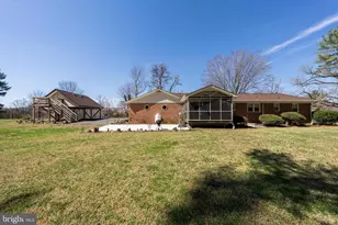 6017 Wheeler Ln, Broad Run, VA 20137 - Photo 14