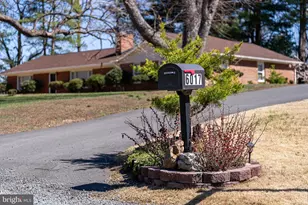 6017 Wheeler Ln, Broad Run, VA 20137 - Photo 1