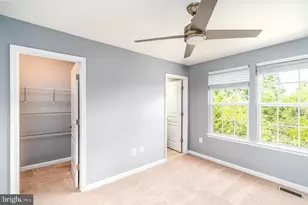 8206 Heritage Crossing Ct, Manassas, VA 20109 - Photo 18