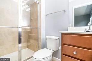 8206 Heritage Crossing Ct, Manassas, VA 20109 - Photo 20