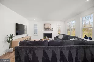 3608 Plumage Ct, Woodbridge, VA 22193 - Photo 18