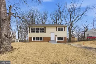 14211 Randall Dr, Woodbridge, VA 22191 - Photo 1