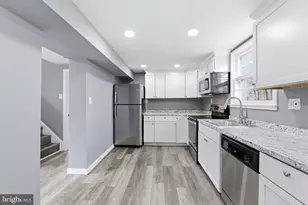 14211 Randall Dr, Woodbridge, VA 22191 - Photo 6