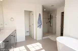 2425 Morgans Point, Dumfries, VA 22026 - Photo 8