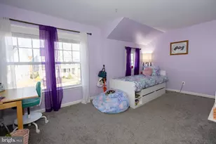 2425 Morgans Point, Dumfries, VA 22026 - Photo 10