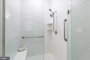 13712 Long Ridge Dr, Gainesville, VA 20155 - Photo 24