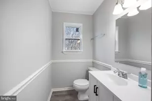 13379 Packard Dr, Woodbridge, VA 22193 - Photo 16