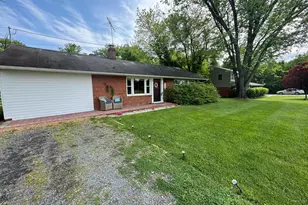 13209 Thornton Dr, Gainesville, VA 20155 - Photo 2