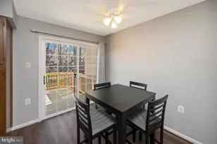 12950 Lockleven Ln, Woodbridge, VA 22192 - Photo 18