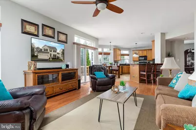 8107 Landfall Court, Gainesville, VA 20155 - Photo 8