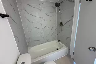 1604 Renate Dr, Woodbridge, VA 22192 - Photo 4