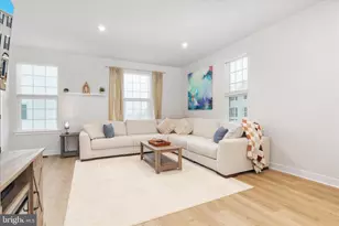 10318 Heritage Trl Ct, Manassas, VA 20109 - Photo 6