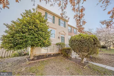 12921 Freestone Court, Woodbridge, VA 22192 - Photo 2