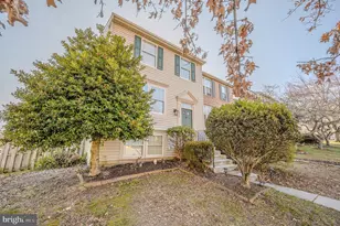 12921 Freestone Ct, Woodbridge, VA 22192 - Photo 2