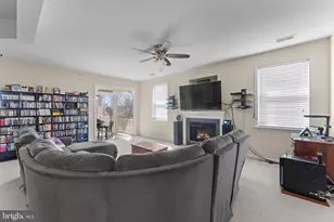 13879 Gullane Dr, Woodbridge, VA 22191 - Photo 12