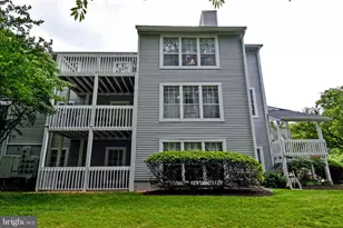 12040 Cardamom Dr, Woodbridge, VA 22192 - Photo 4