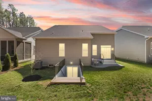 12504 Cavalier Frst Ct, Bristow, VA 20136 - Photo 4