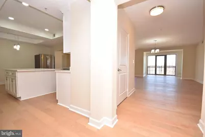 485 Harbor Side Street #604, Woodbridge, VA 22191 - Photo 6