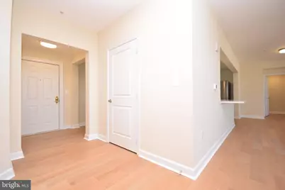 485 Harbor Side Street #604, Woodbridge, VA 22191 - Photo 8