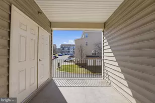 2173 Abbottsbury Way, Woodbridge, VA 22191 - Photo 12