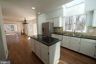6195 River Forest Dr, Manassas, VA 20112 - Photo 10